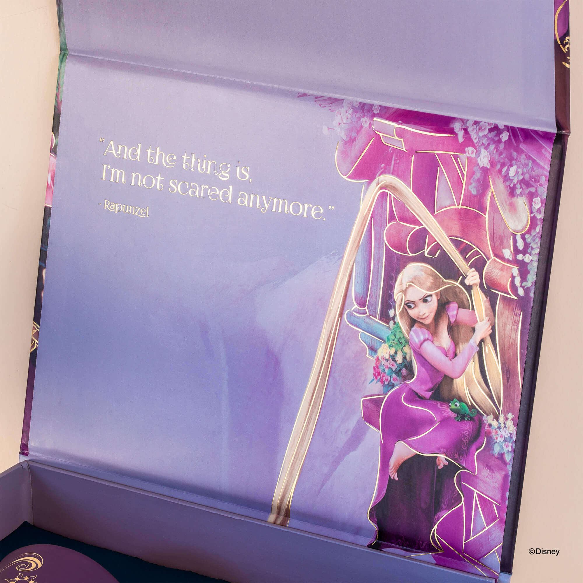 DISNEY CANDLE TWIN PACK RAPUNZEL & PASCAL - Image 2